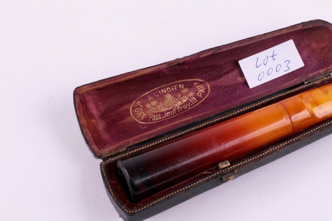Amber mouthpiece. — image 2