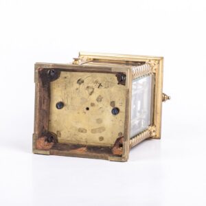 Carriage clock with the key and alarm — image 5