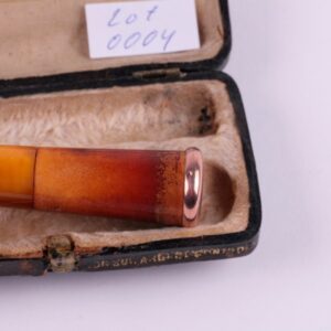 Amber mouthpiece. — image 3