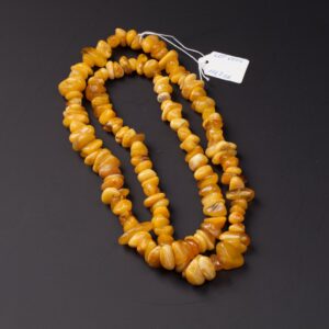Antique amber necklace. — image 1