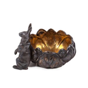 Russian silver-gilt tray with a rabbit figure — image 3