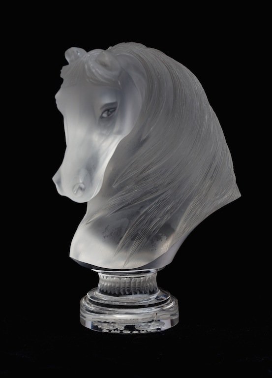 Seal in the form of a knight chess-piece — image 1