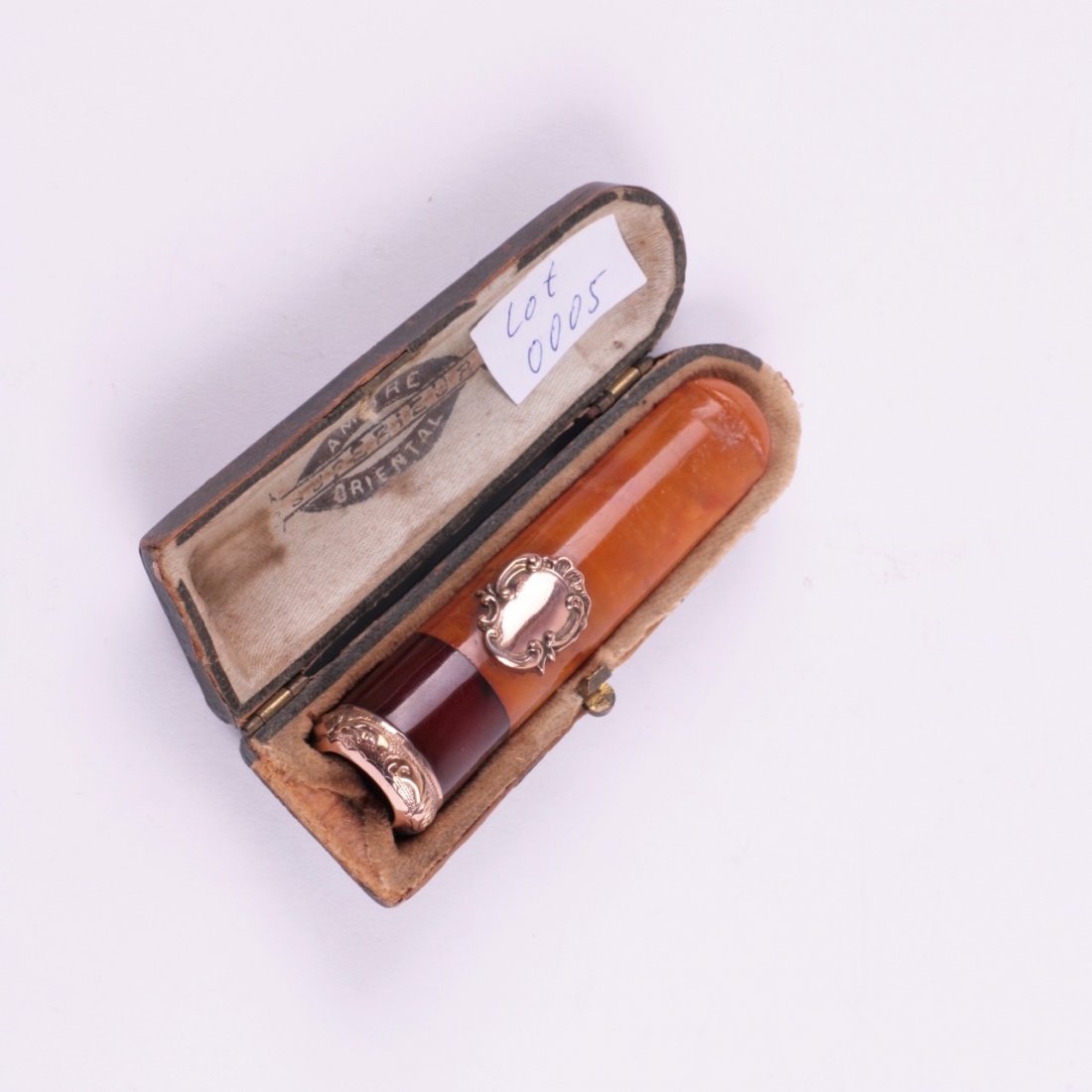 Amber mouthpiece. — image 2