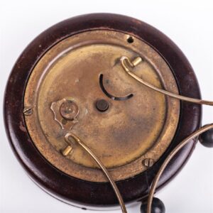 Desk clock with silver on legs — image 3