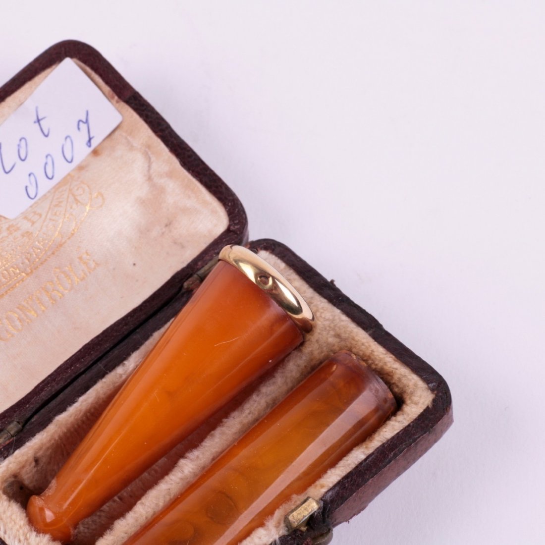 Two amber mouthpieces. — image 3