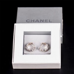 New Chanel silver earclips — image 1