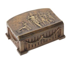 Bronze box €œNapoleon on the Borodino Heights€. — image 1