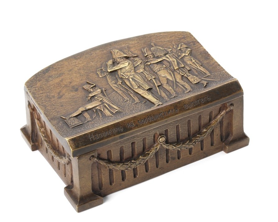 Bronze box €œNapoleon on the Borodino Heights€. — image 1