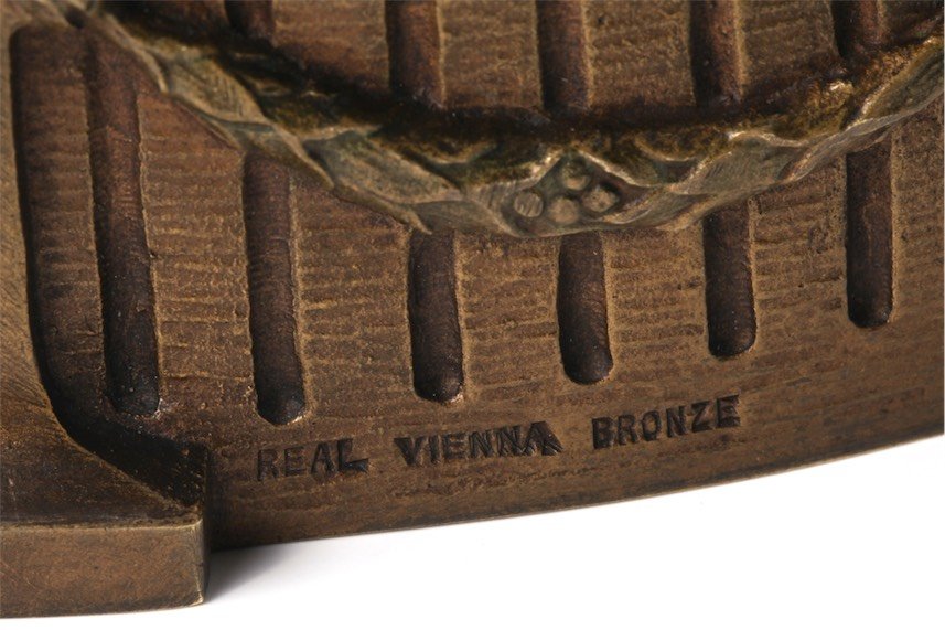 Bronze box €œNapoleon on the Borodino Heights€. — image 4