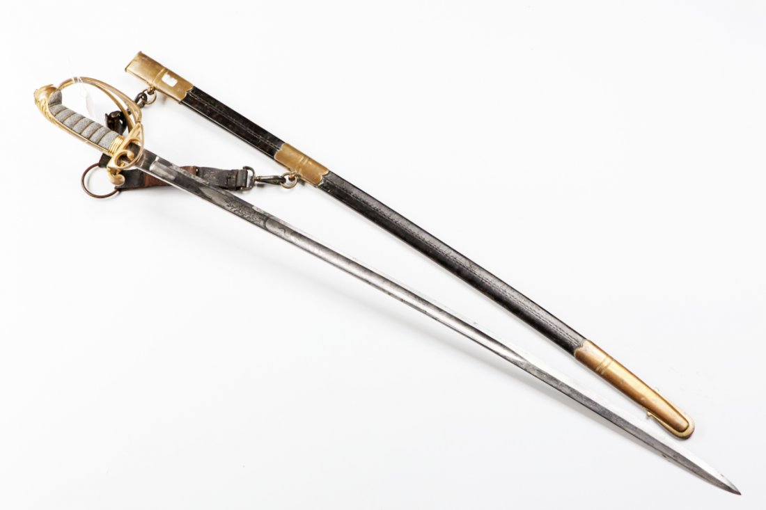 Unknown navy sword. — image 3