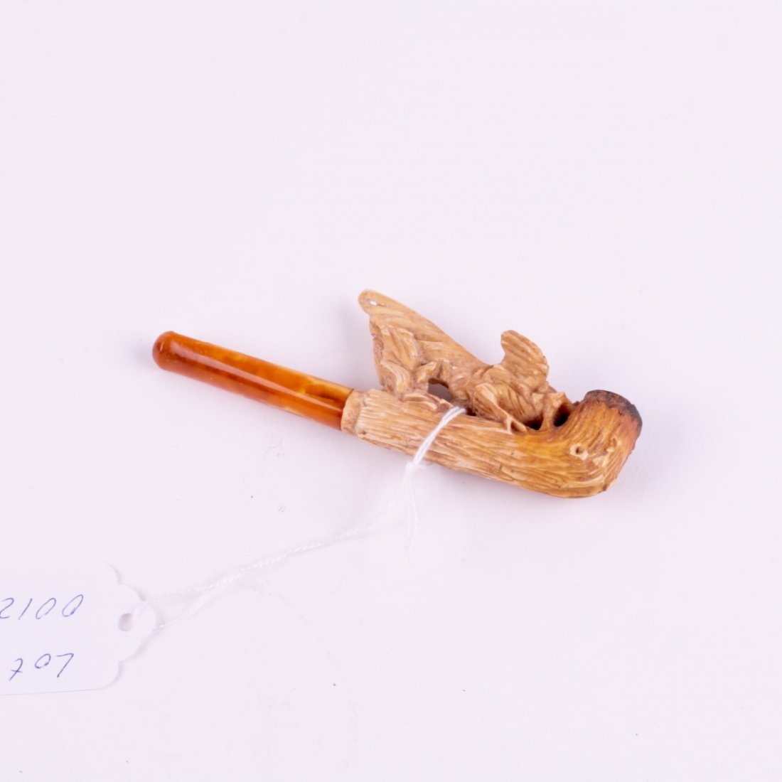 Antique smoking pipe with amber in case. — image 2