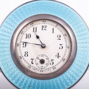 Desk clock with silver on legs — image 2