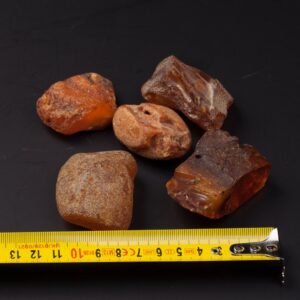 Set of antique amber stones. — image 2