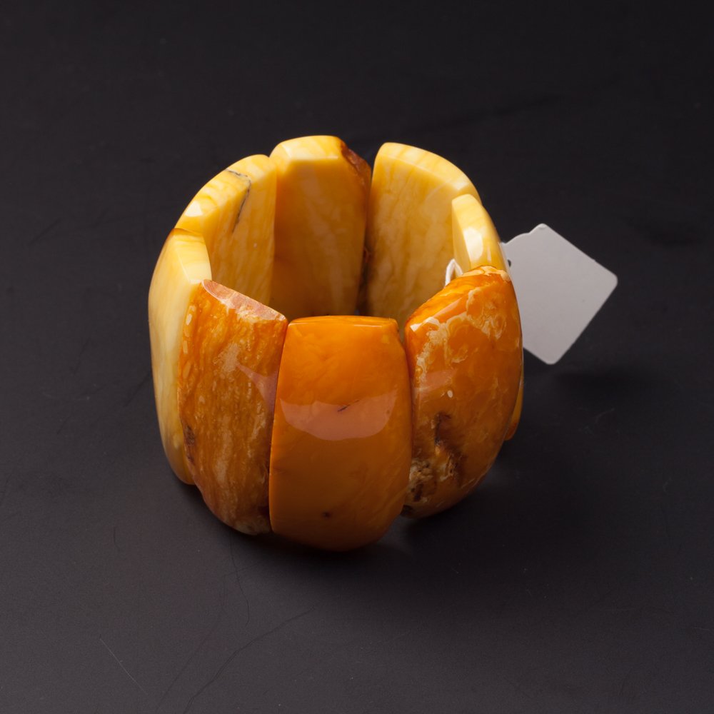 Antique amber hand bracelet. — image 7