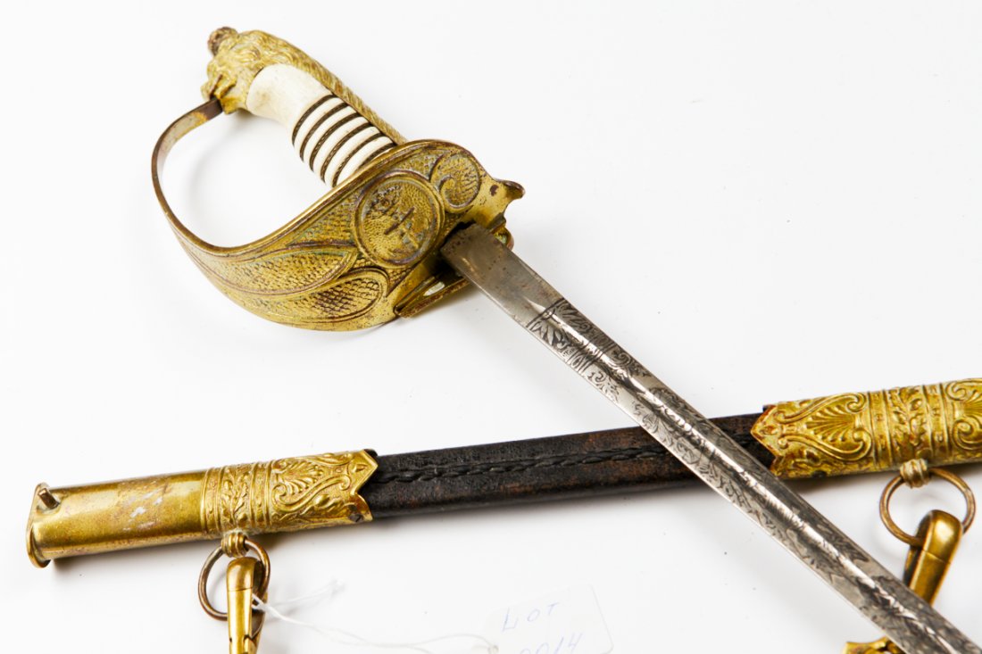 Italian navy sword. — image 1