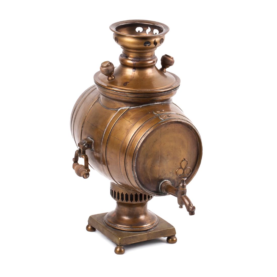 Russian copper samovar in the form of a barrel — image 1