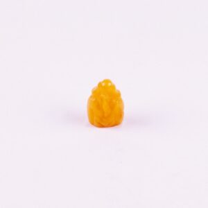 Amber figure. — image 2
