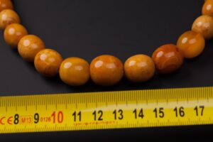 Antique amber necklace. — image 4