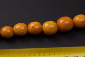 Antique amber necklace. — image 6