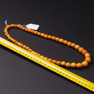 Antique amber necklace. — image 7