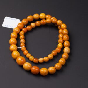 Antique amber necklace. — image 9