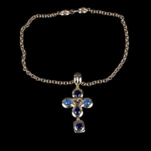 Chanel cross pendant on the chain with gripoix glass — image 1