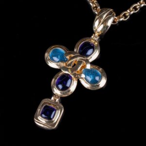 Chanel cross pendant on the chain with gripoix glass — image 2