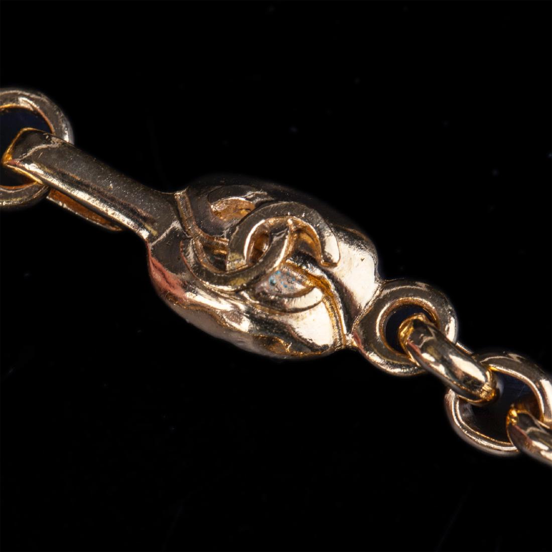 Chanel cross pendant on the chain with gripoix glass — image 4