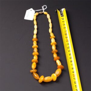 Antique amber necklace. — image 2