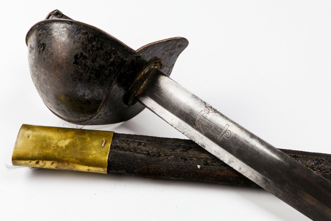 French navy cutlass. — image 2