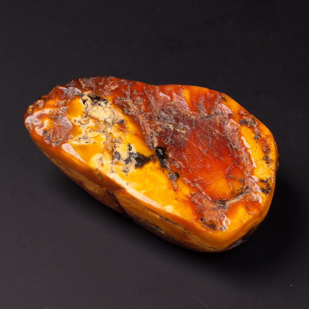 Antique amber stone. — image 2