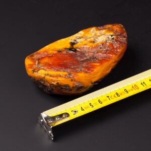Antique amber stone. — image 3