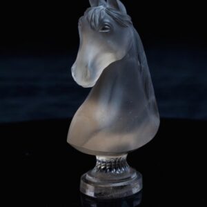 Blank seal in the shape of knight chess-piece — image 1