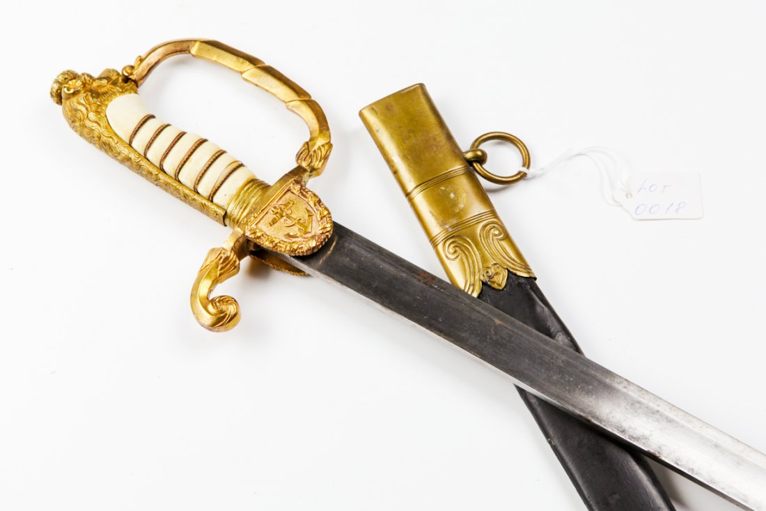 Italian navy sword. — image 1