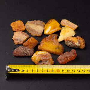 Set of antique amber stones. — image 2