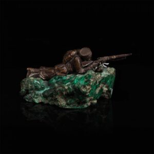Russain bronze "In the Gunsight". — image 2