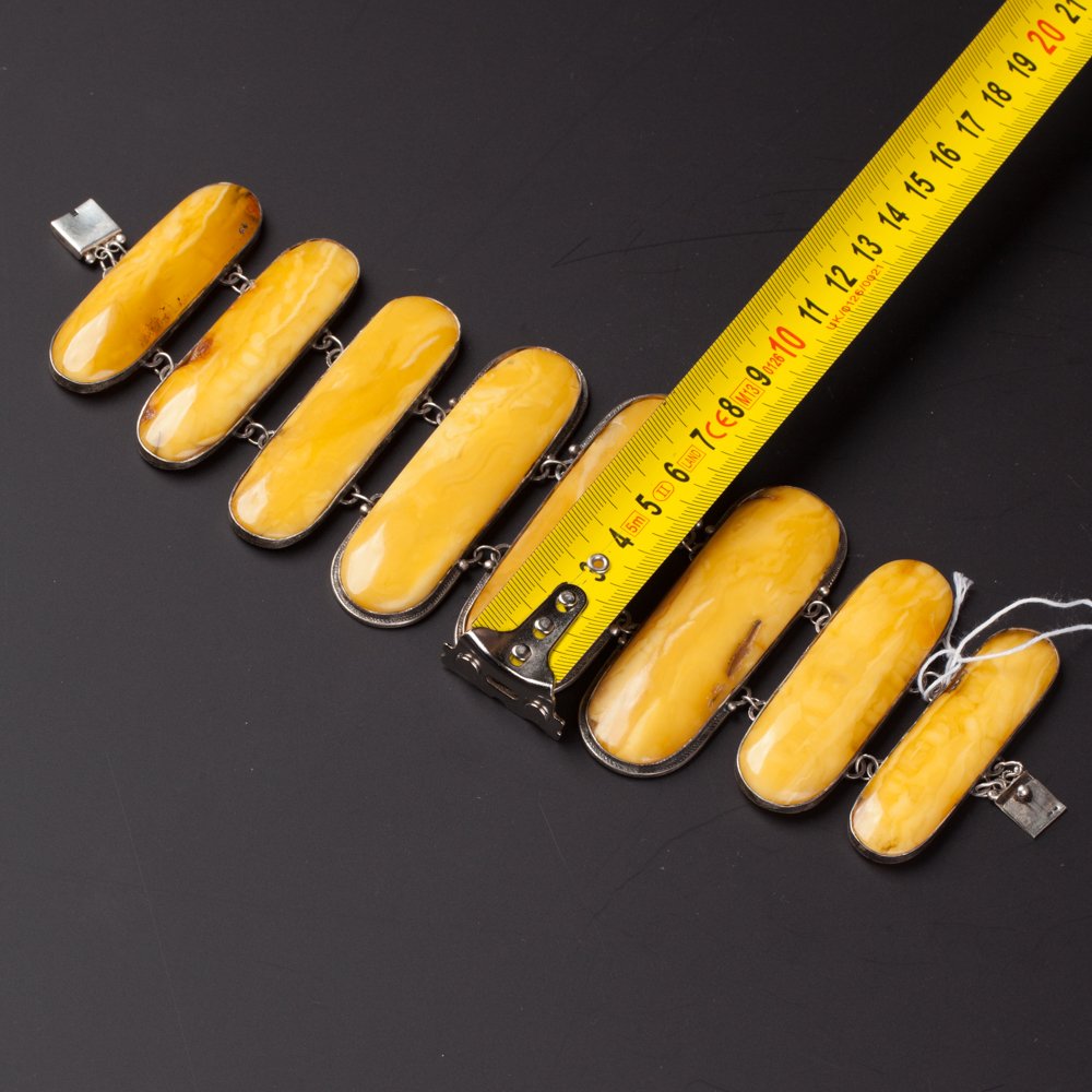 Antique amber hand bracelet. — image 3
