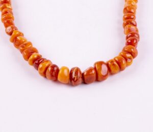 Antique amber necklace. — image 2