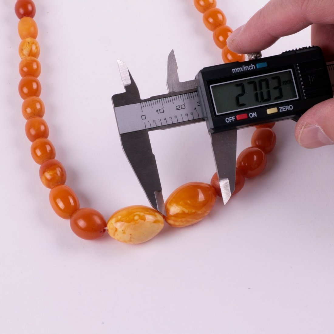 Antique amber necklace. — image 2