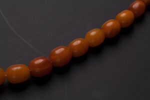 Antique amber necklace. — image 4