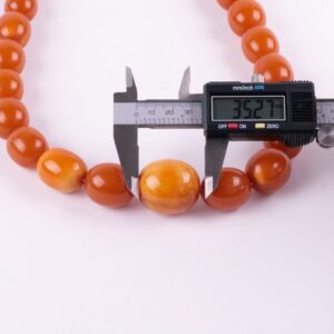 Antique amber necklace. — image 2