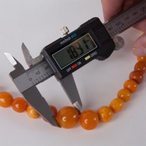 Antique amber necklace. — image 2
