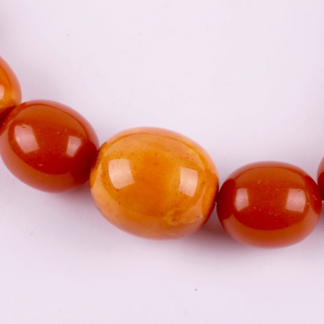 Antique amber necklace. — image 3