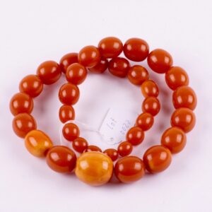 Antique amber necklace. — image 4