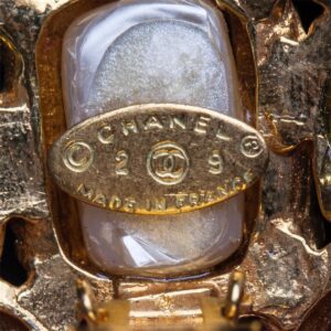 Chanel earclips with gripoix glass — image 3