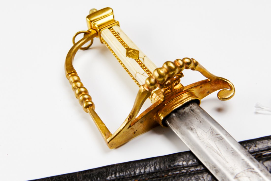 English navy sword. — image 7