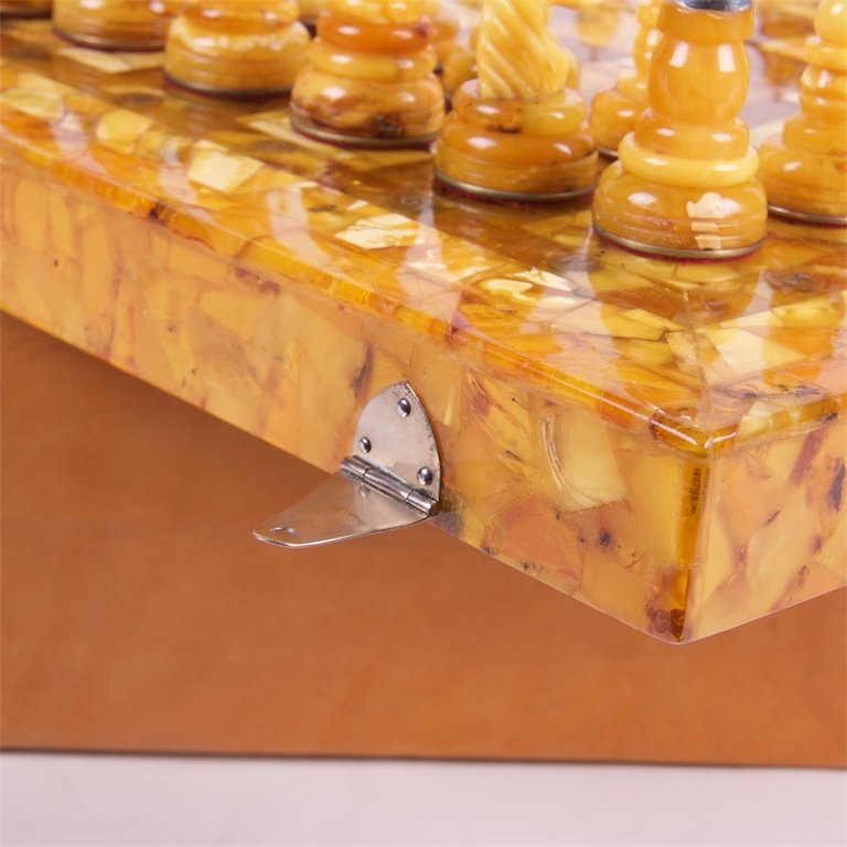 Amber chess. — image 5