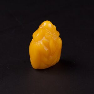 Amber figure. — image 2