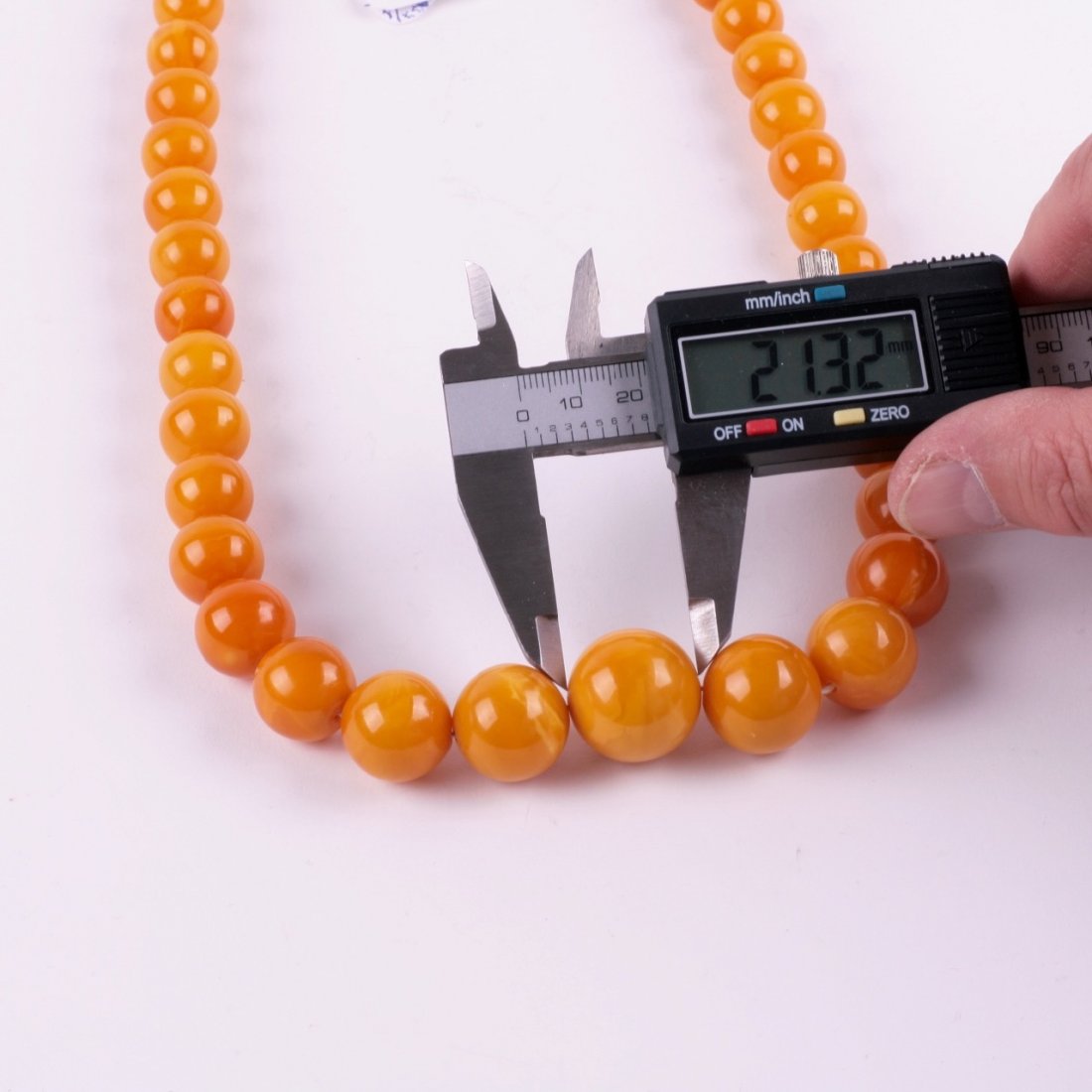 Antique amber necklace. — image 3