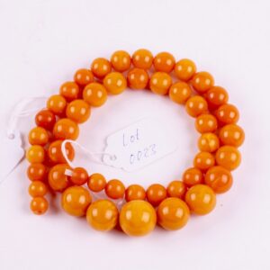 Antique amber necklace. — image 4
